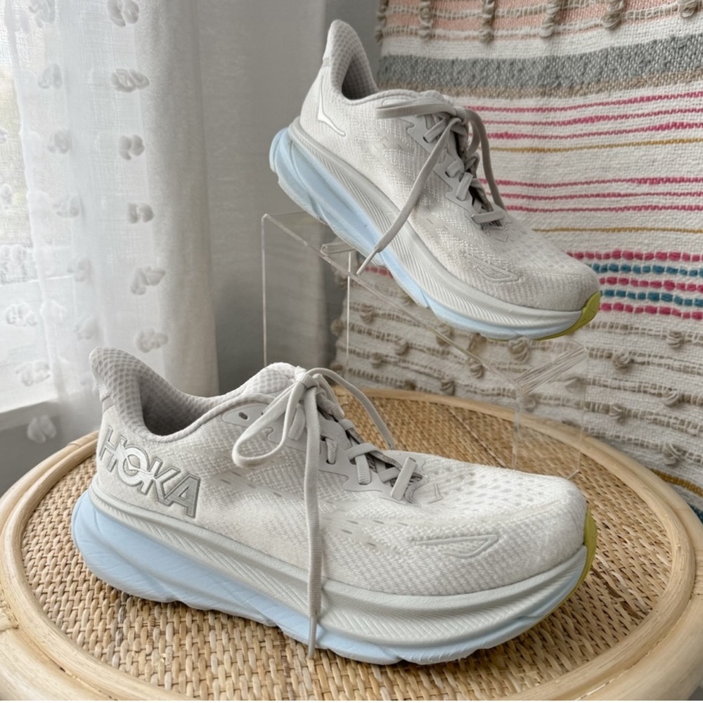 Hoka One One Clifton 9 Nimbus Cloud Ice Water Road-Running Sneakers 7.5 Wide